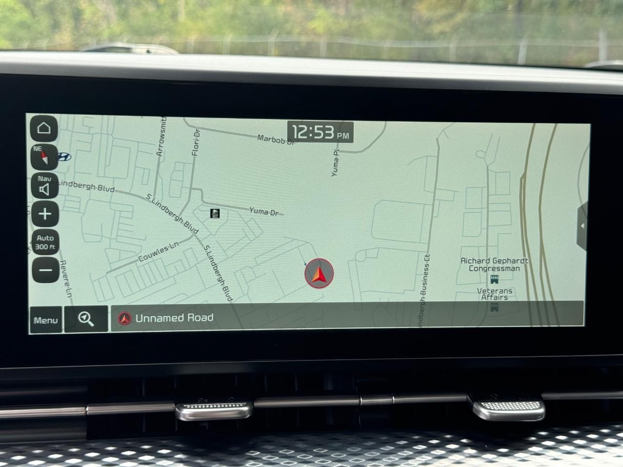 Kia Carnival Vehicle Full-screen Gallery Image 27