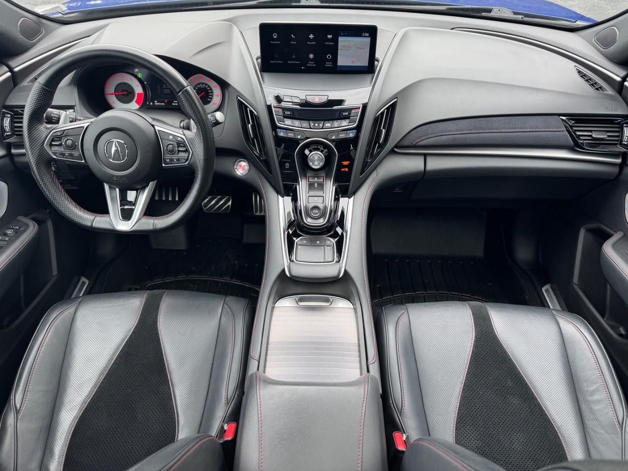 Acura RDX Vehicle Full-screen Gallery Image 11