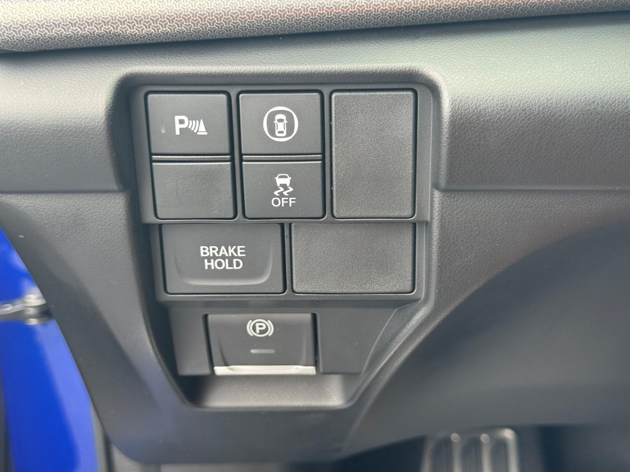 Acura RDX Vehicle Full-screen Gallery Image 23