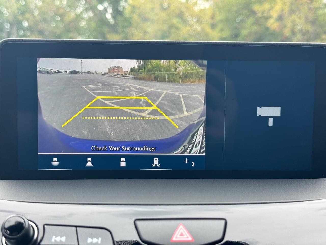 Acura RDX Vehicle Full-screen Gallery Image 24