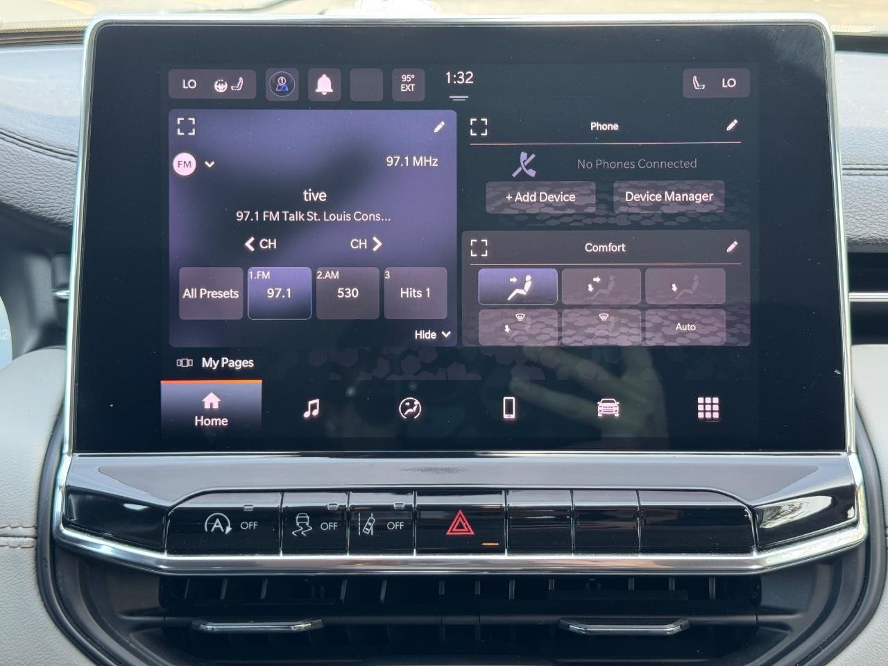 Jeep Compass Vehicle Full-screen Gallery Image 13