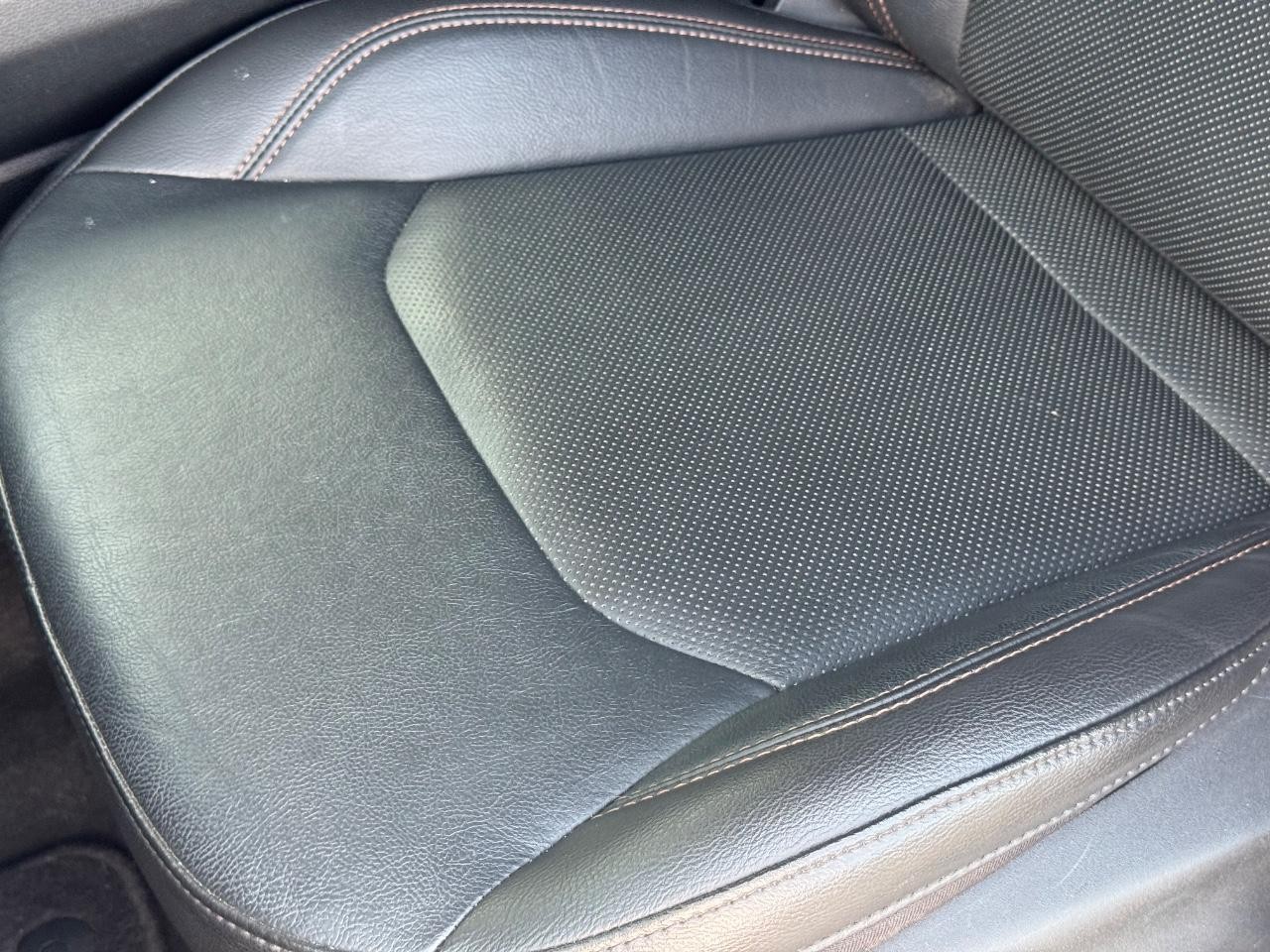 Jeep Compass Vehicle Full-screen Gallery Image 25