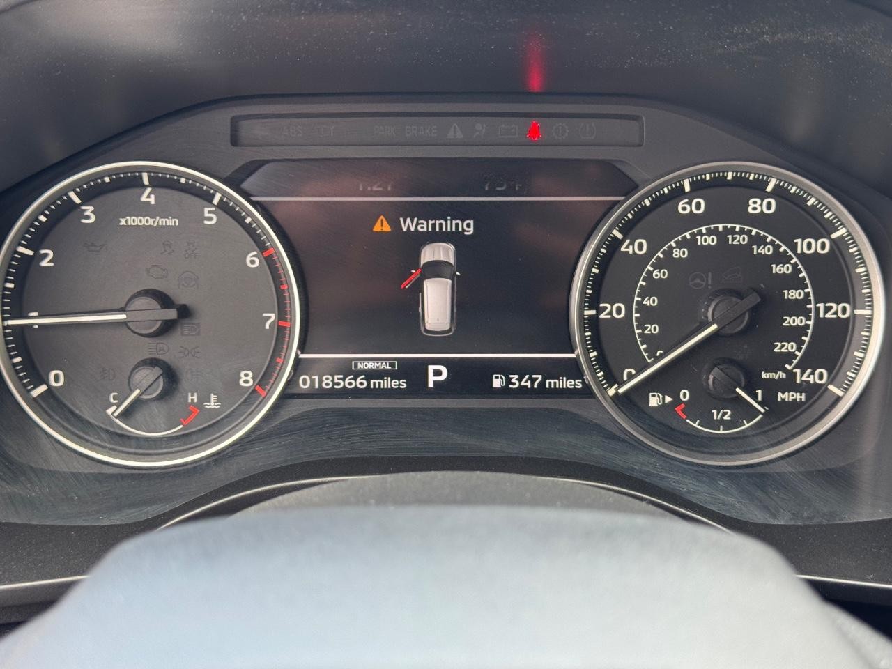 Mitsubishi Outlander Vehicle Full-screen Gallery Image 20