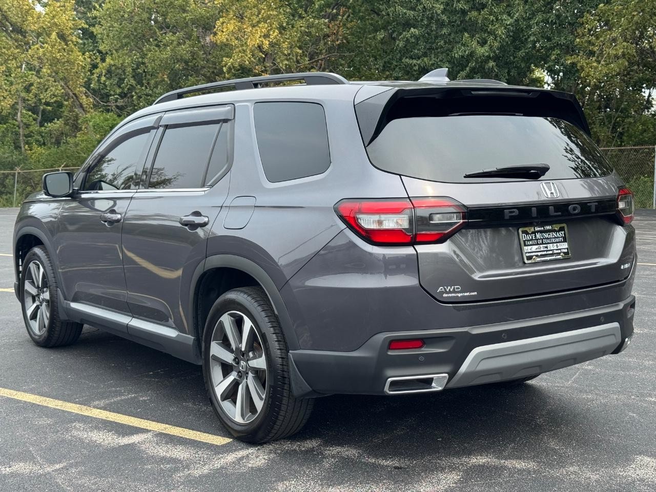 Honda Pilot Vehicle Full-screen Gallery Image 06