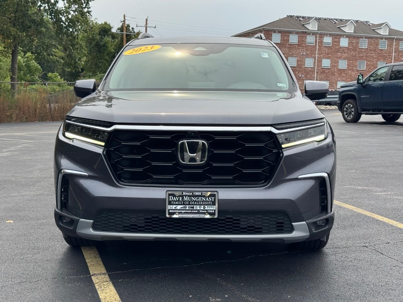 Honda Pilot Vehicle Full-screen Gallery Image 09