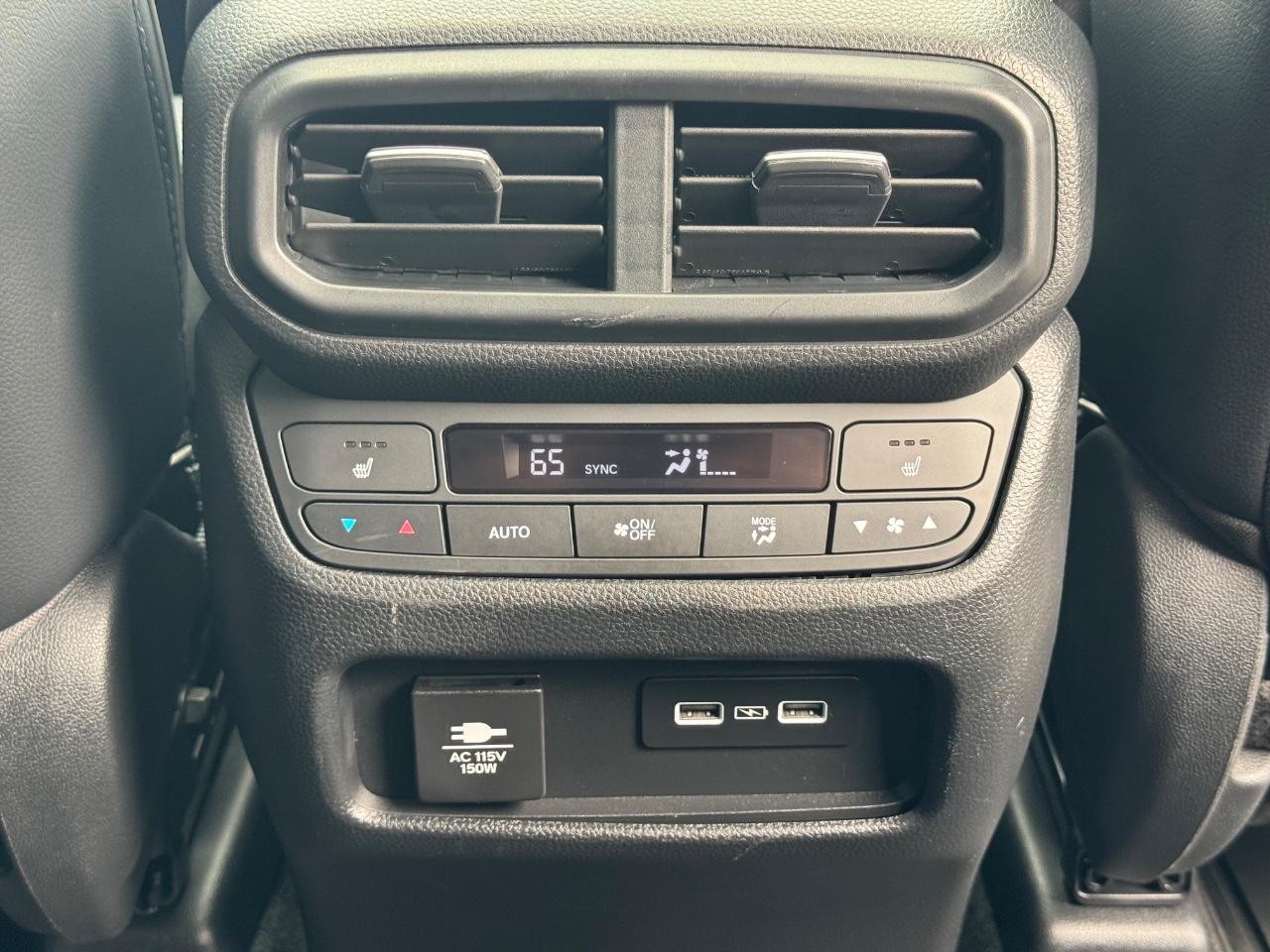 Honda Pilot Vehicle Full-screen Gallery Image 17