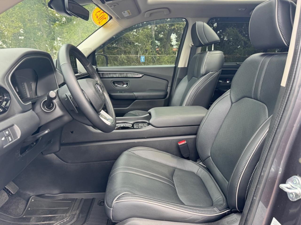 Honda Pilot Vehicle Full-screen Gallery Image 20