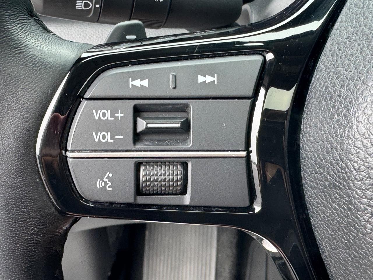 Honda Pilot Vehicle Full-screen Gallery Image 23