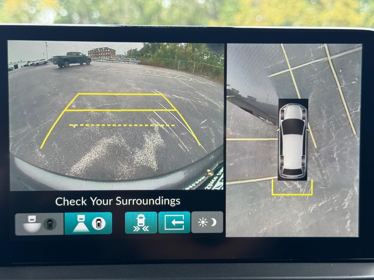 Honda Pilot Vehicle Full-screen Gallery Image 26