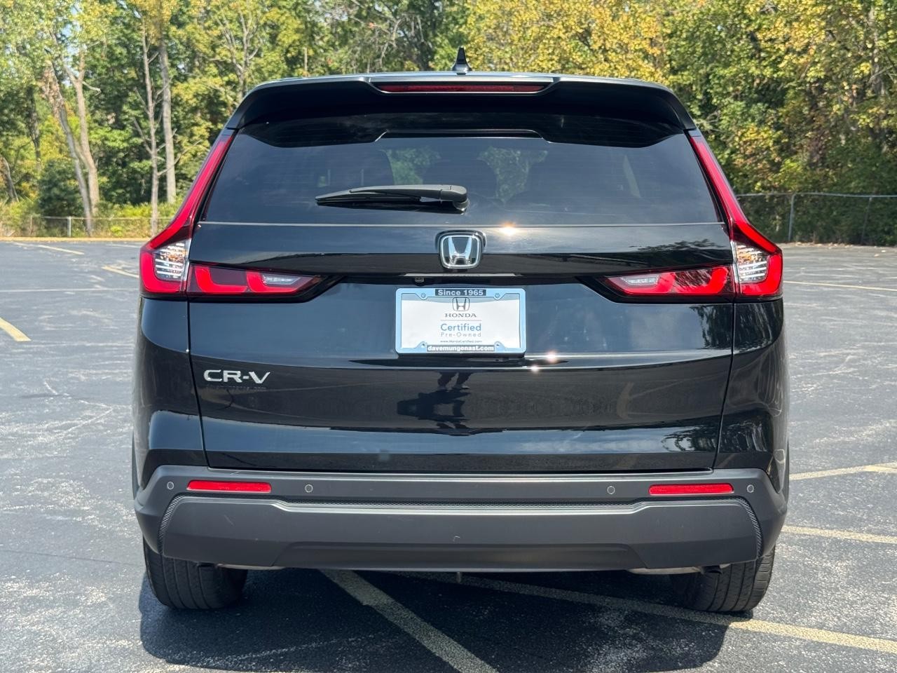 Honda CR-V Vehicle Full-screen Gallery Image 05