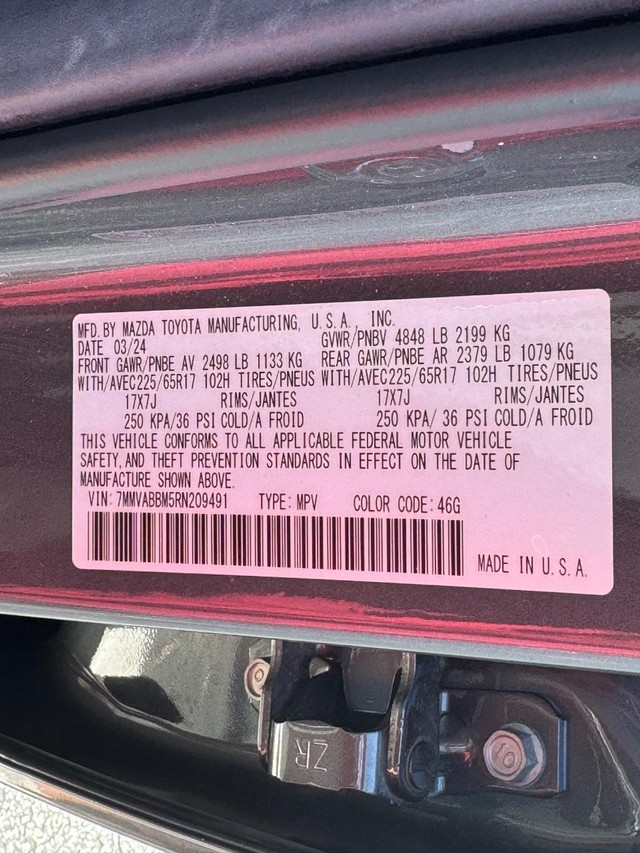 Mazda CX-50 Vehicle Full-screen Gallery Image 26