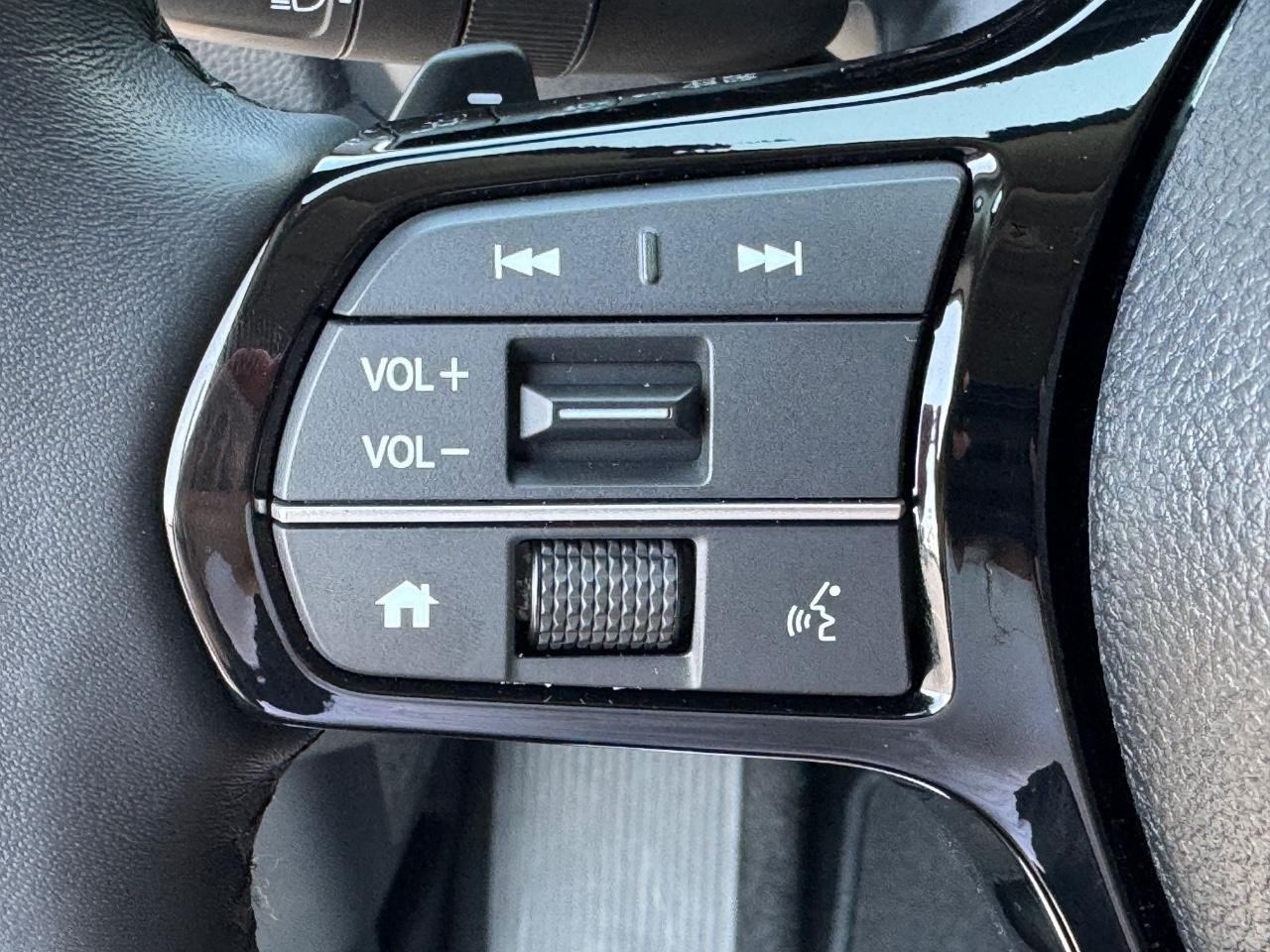 Honda Pilot Vehicle Full-screen Gallery Image 22