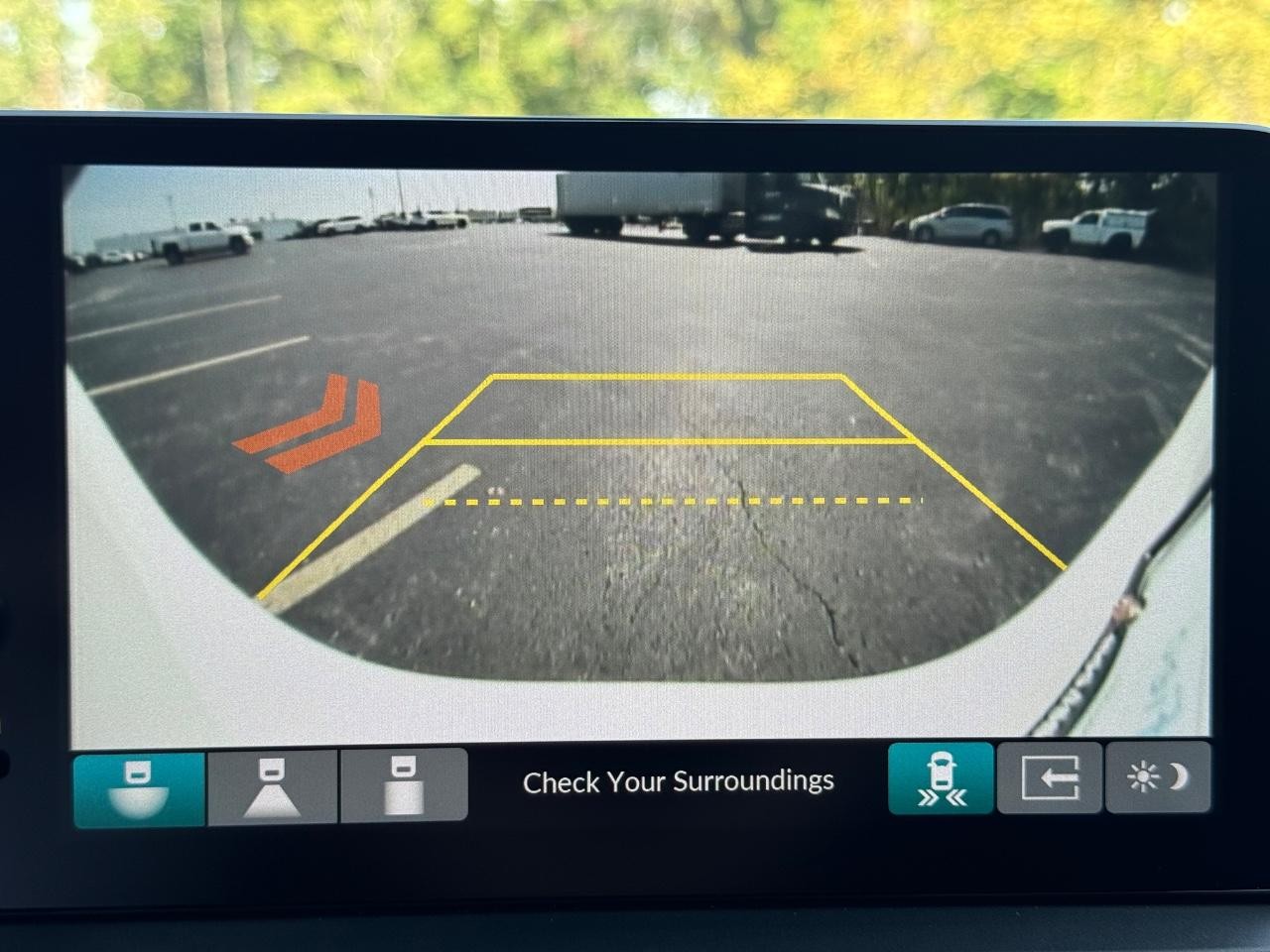 Honda Pilot Vehicle Full-screen Gallery Image 25