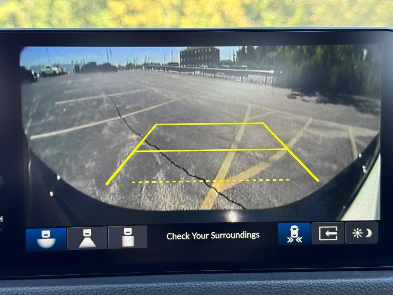 Honda Civic Sedan Hybrid Vehicle Full-screen Gallery Image 24