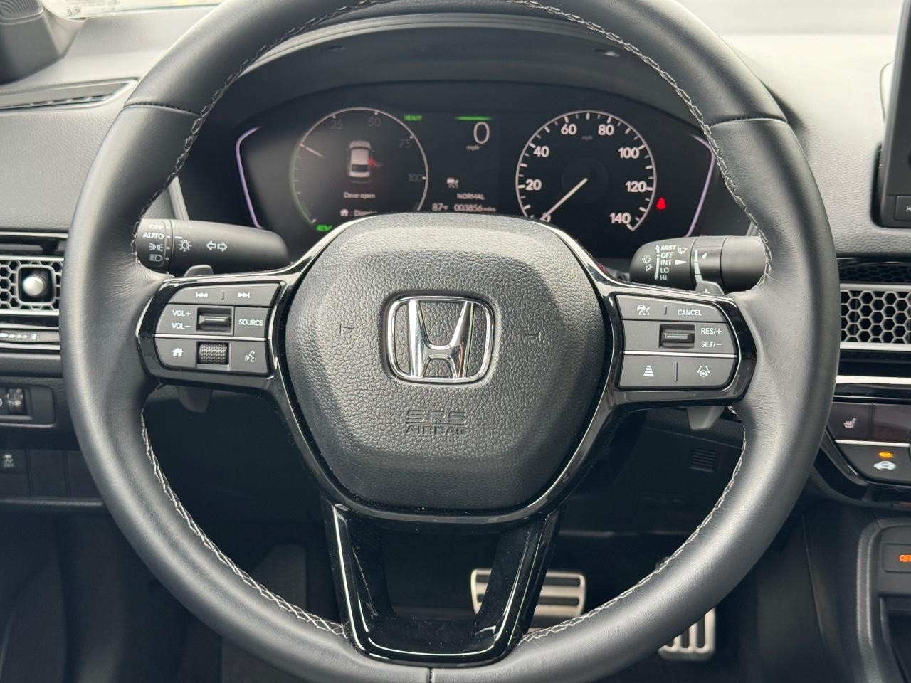 Honda Civic Sedan Hybrid Vehicle Full-screen Gallery Image 12