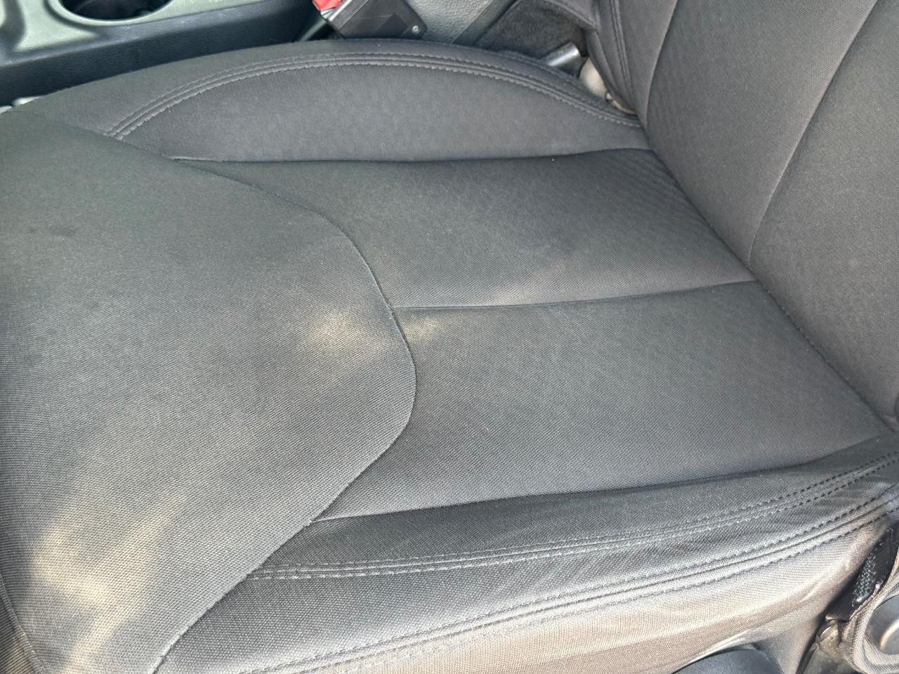 Jeep Wrangler JK Unlimited Vehicle Full-screen Gallery Image 22