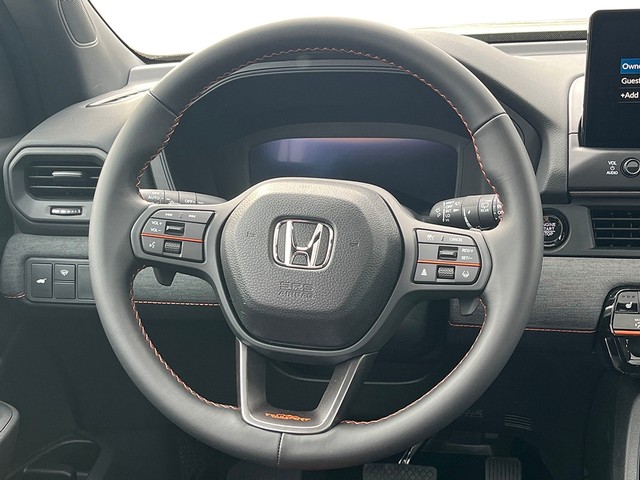 Honda Passport Vehicle Full-screen Gallery Image 12