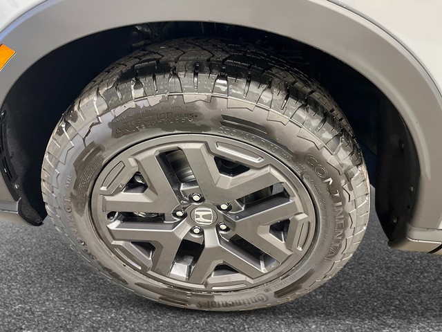 Honda CR-V Hybrid Vehicle Full-screen Gallery Image 11