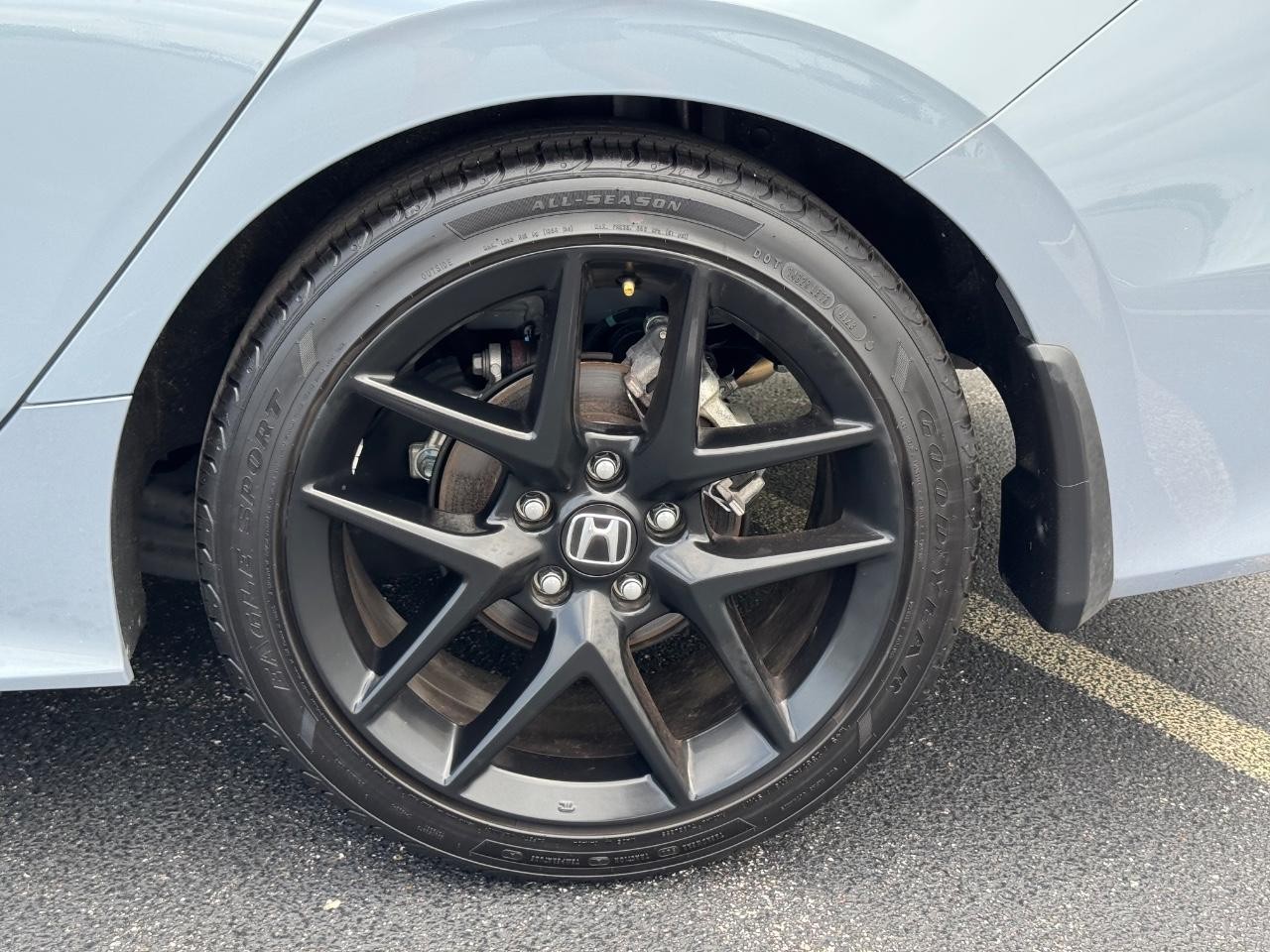 Honda Civic Sedan Vehicle Full-screen Gallery Image 07