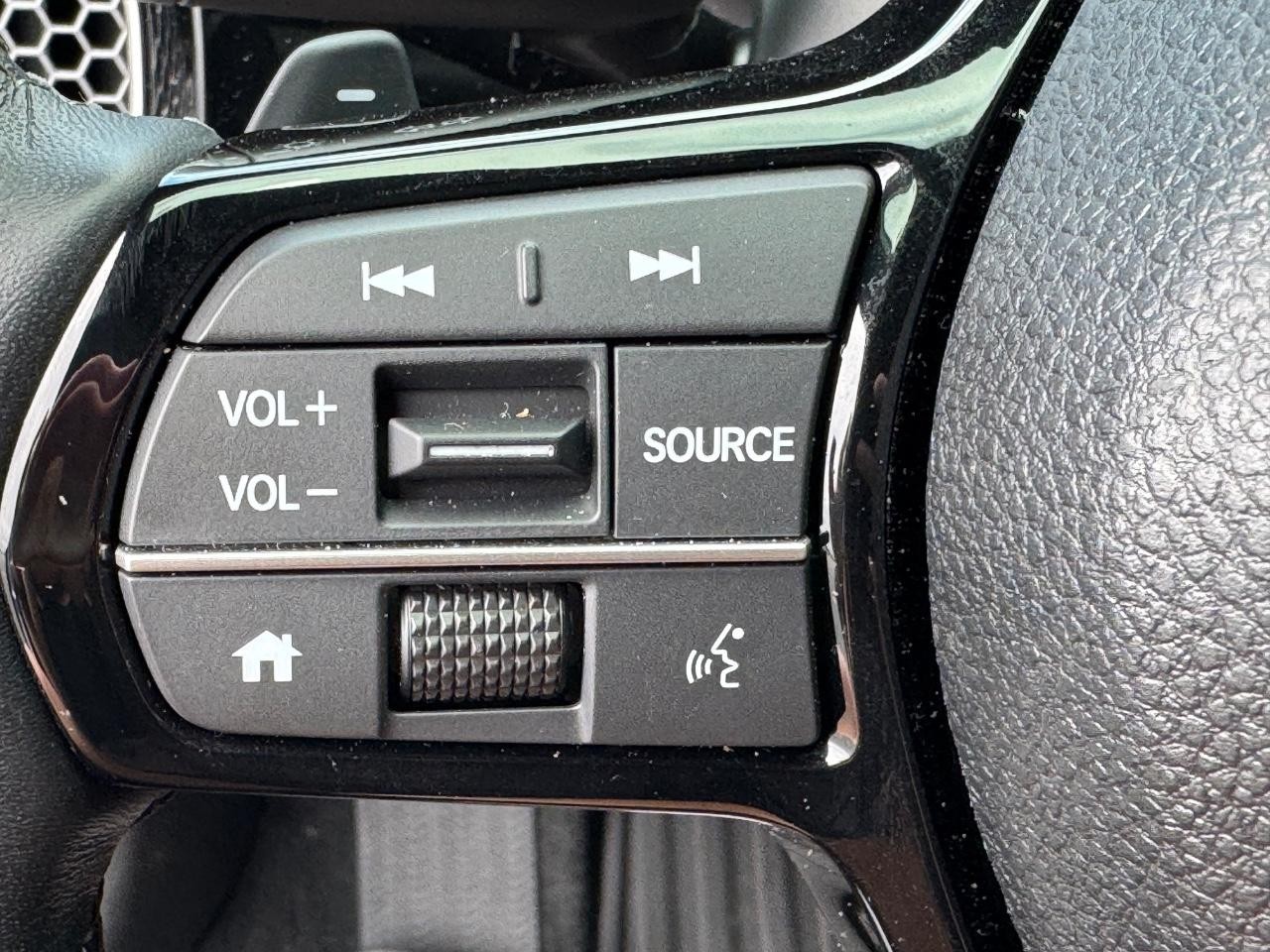 Honda Civic Sedan Vehicle Full-screen Gallery Image 19