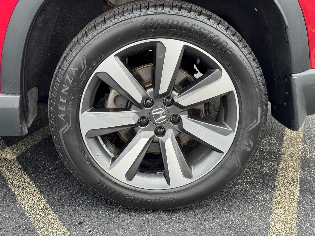 Honda Pilot Vehicle Full-screen Gallery Image 07