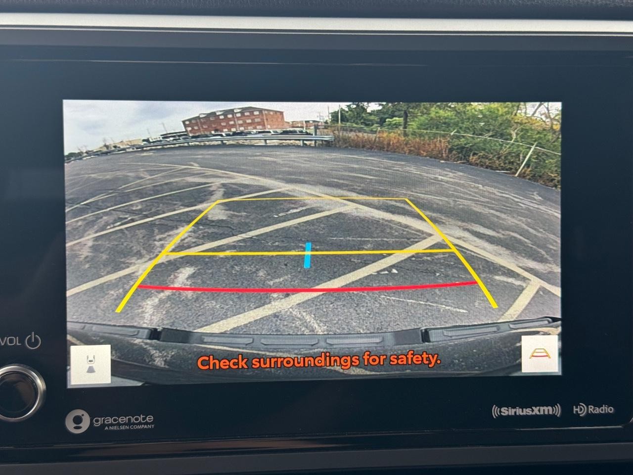 Toyota Tundra 4WD Vehicle Full-screen Gallery Image 22