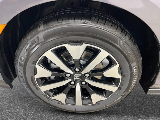 Honda Odyssey Vehicle Full-screen Gallery Image 10