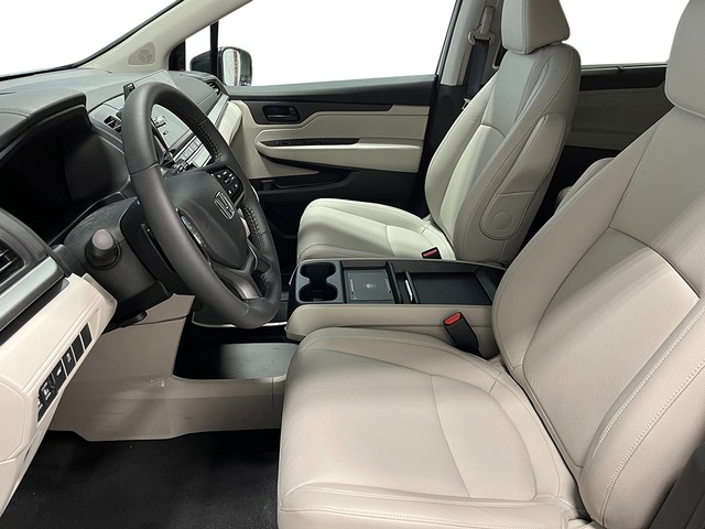 Honda Odyssey Vehicle Full-screen Gallery Image 12