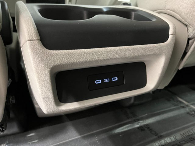 Honda Odyssey Vehicle Full-screen Gallery Image 25