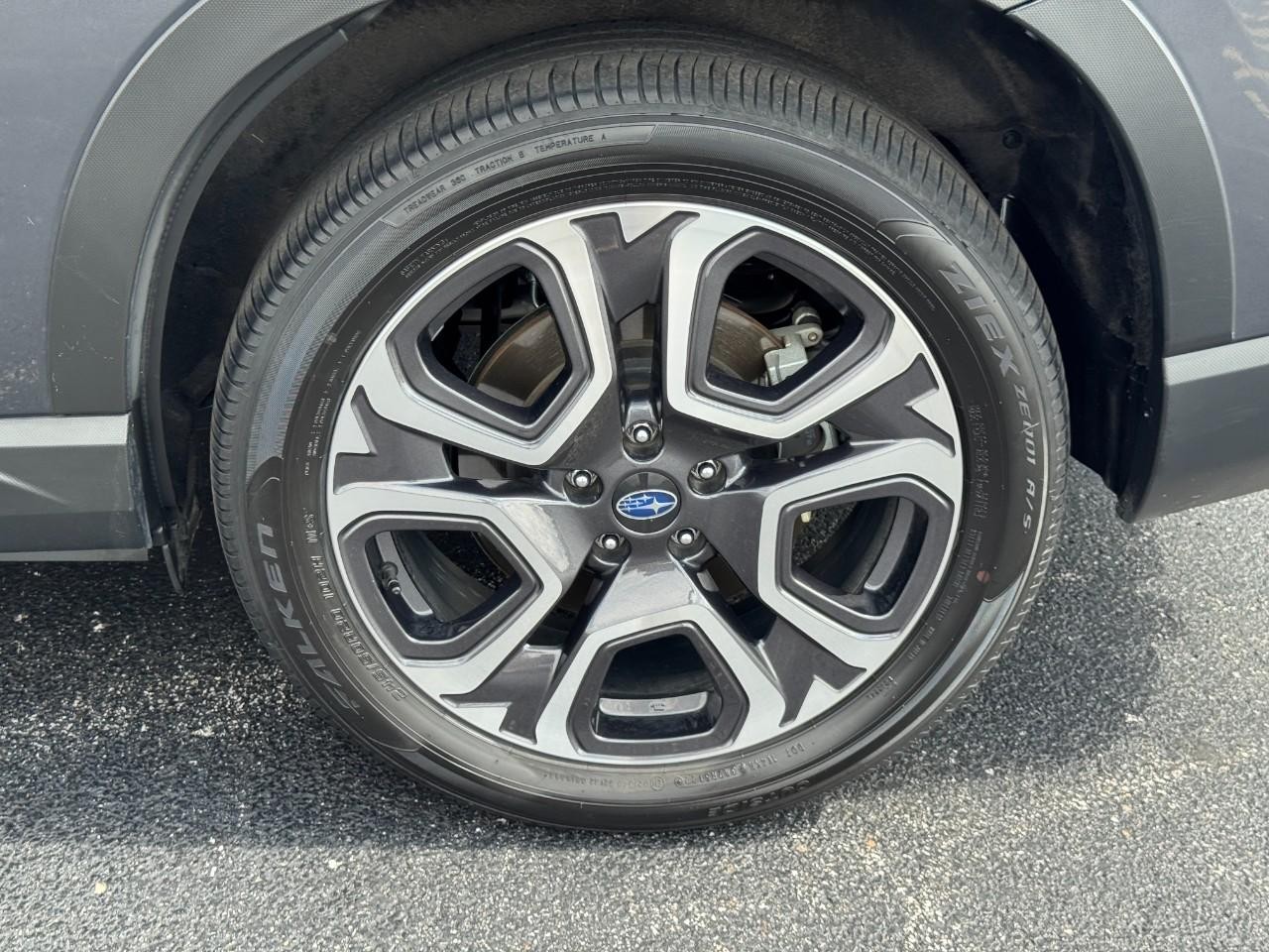 Subaru Ascent Vehicle Full-screen Gallery Image 07