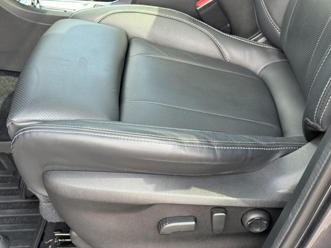 Subaru Ascent Vehicle Full-screen Gallery Image 28