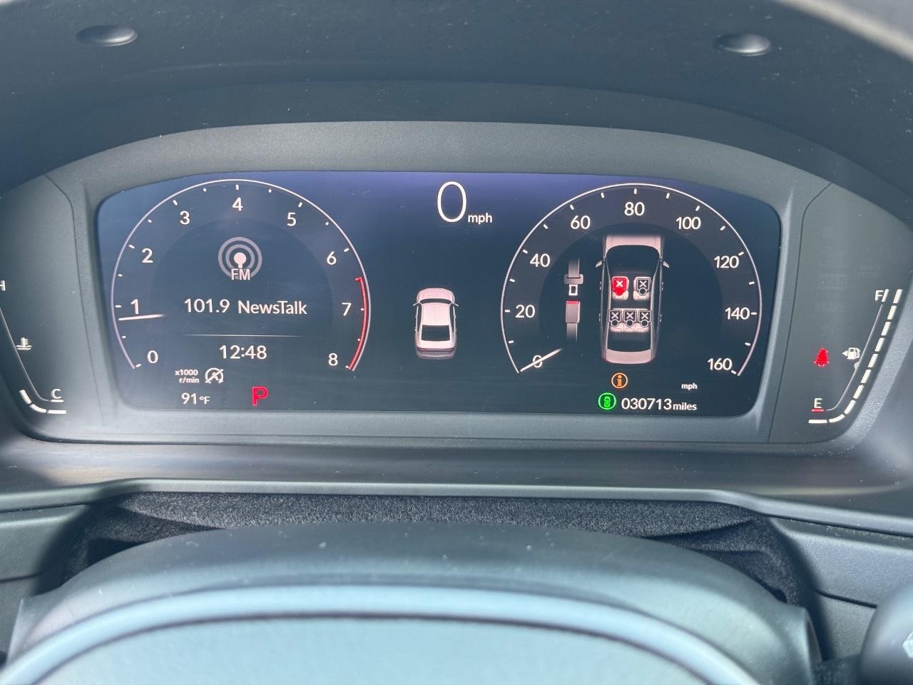 Honda Accord Sedan Vehicle Full-screen Gallery Image 18