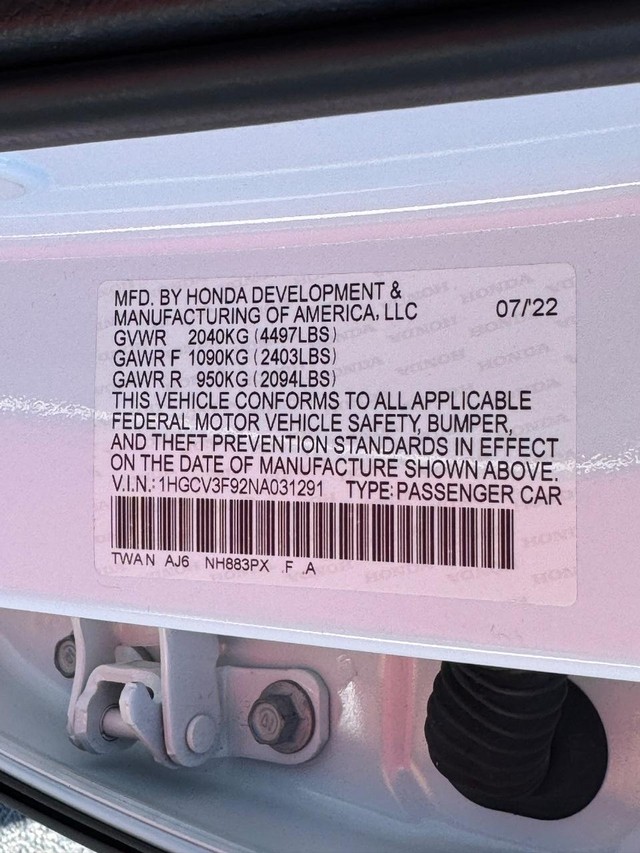 Honda Accord Hybrid Vehicle Full-screen Gallery Image 28