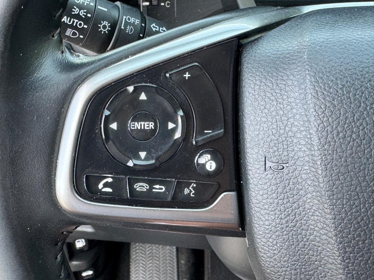 Honda CR-V Vehicle Full-screen Gallery Image 20