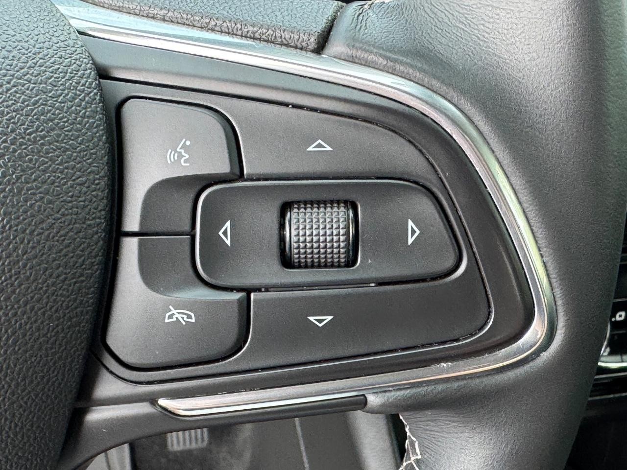 Buick Encore GX Vehicle Full-screen Gallery Image 20