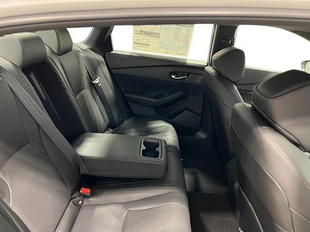 Honda Accord Hybrid Vehicle Full-screen Gallery Image 28