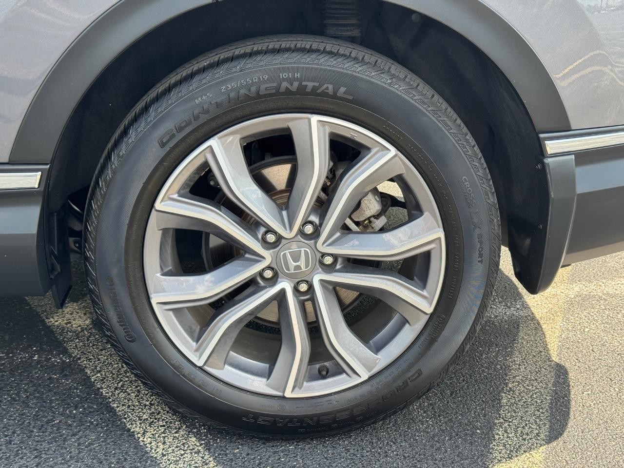 Honda CR-V Vehicle Full-screen Gallery Image 07