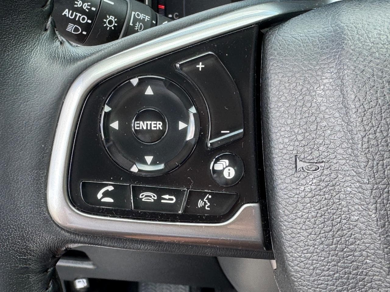 Honda CR-V Vehicle Full-screen Gallery Image 20