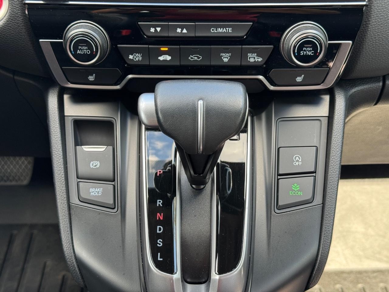 Honda CR-V Vehicle Full-screen Gallery Image 14