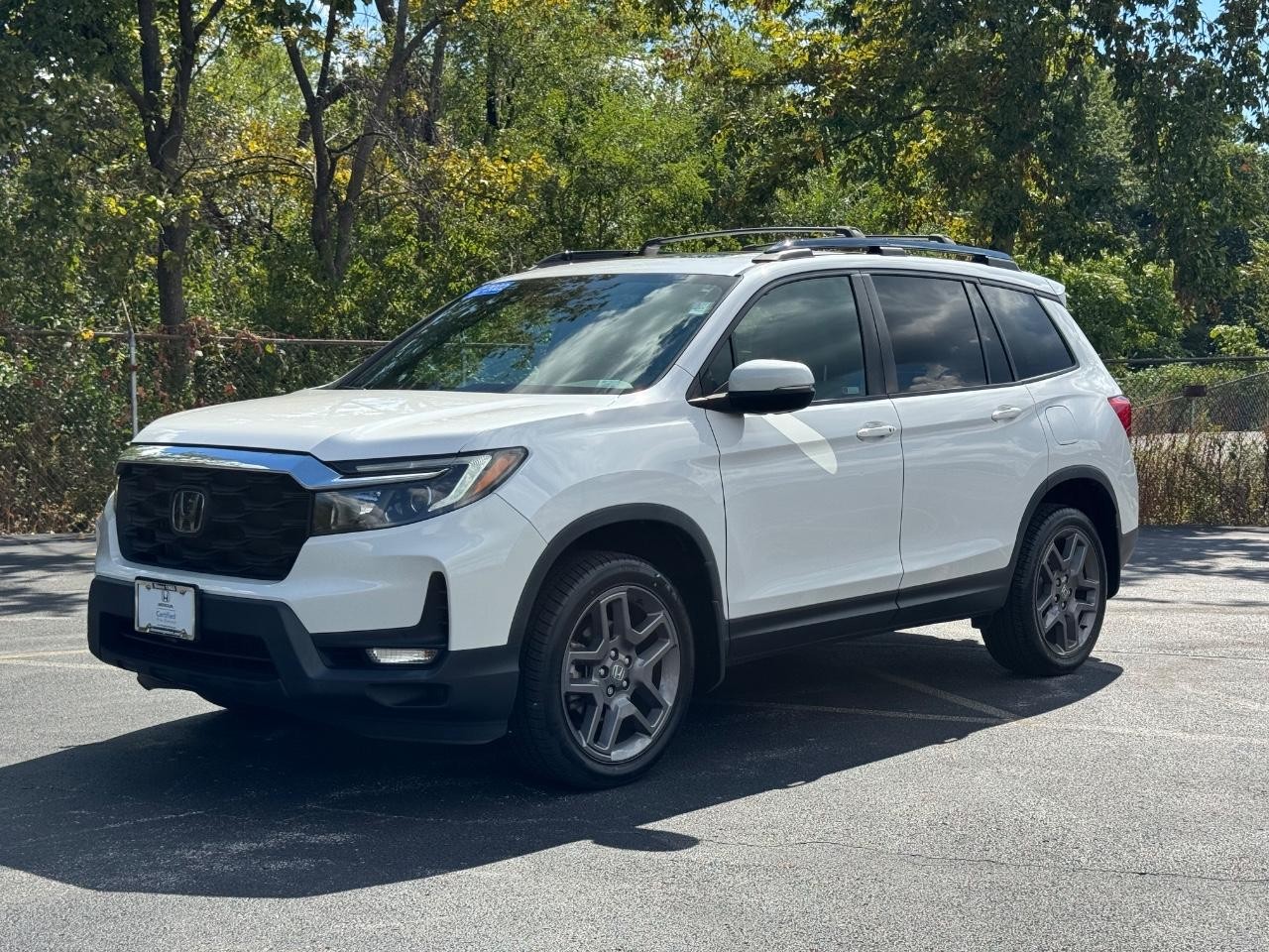 Honda Passport Vehicle Full-screen Gallery Image 08