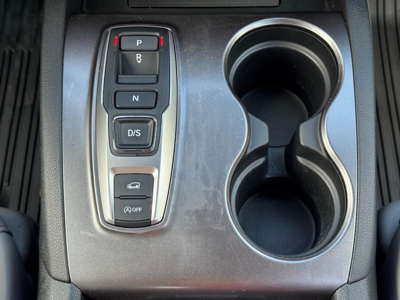 Honda Passport Vehicle Full-screen Gallery Image 15