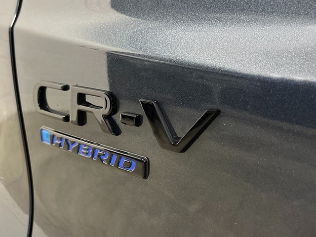 Honda CR-V Hybrid Vehicle Full-screen Gallery Image 06