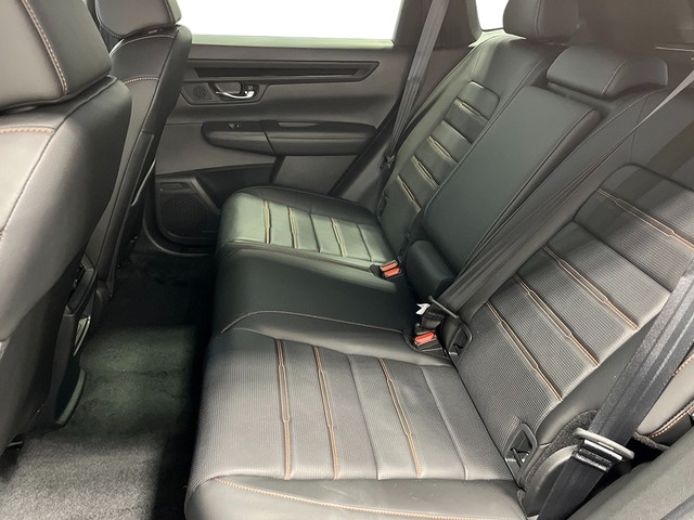 Honda CR-V Hybrid Vehicle Full-screen Gallery Image 25