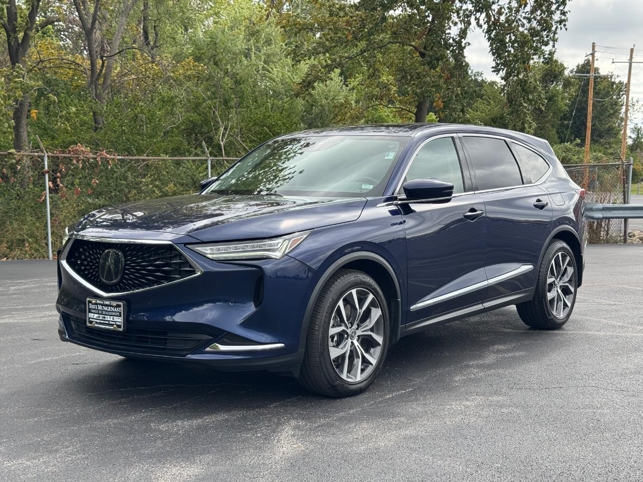 Acura MDX Vehicle Full-screen Gallery Image 08