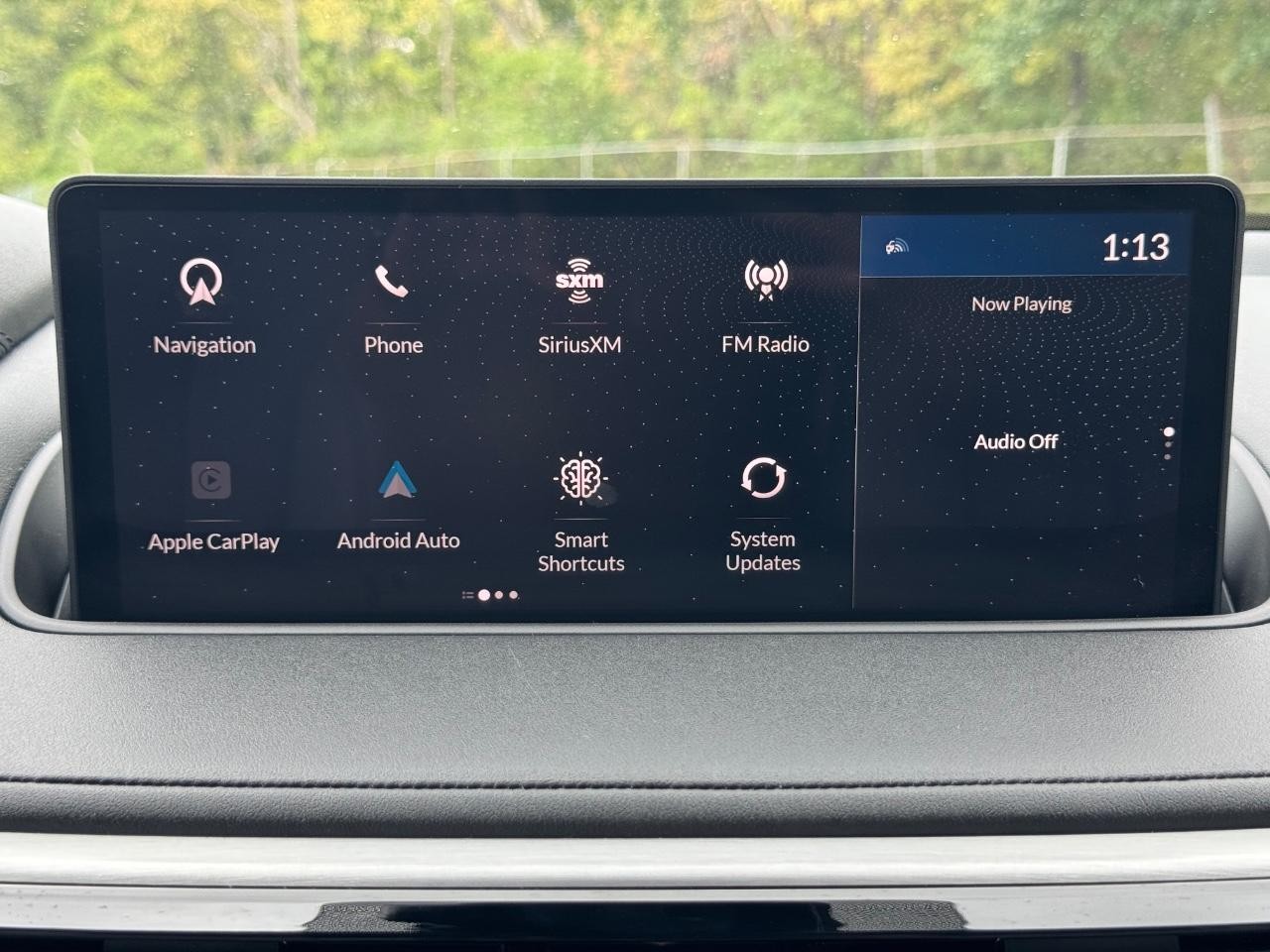 Acura MDX Vehicle Full-screen Gallery Image 14