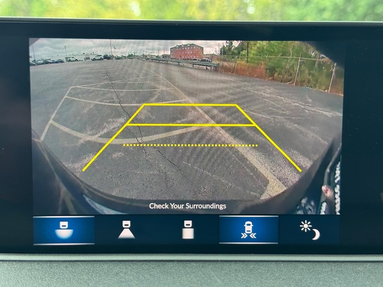 Acura MDX Vehicle Full-screen Gallery Image 26