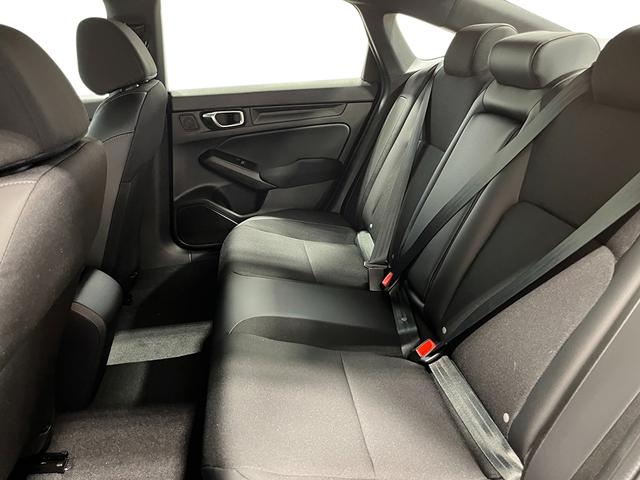 Honda Civic Sedan Vehicle Full-screen Gallery Image 22