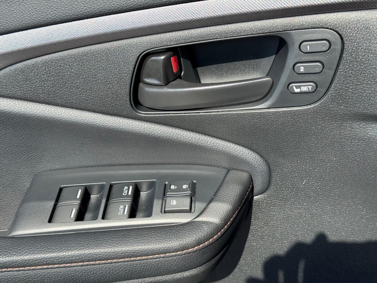 Honda Passport Vehicle Full-screen Gallery Image 26