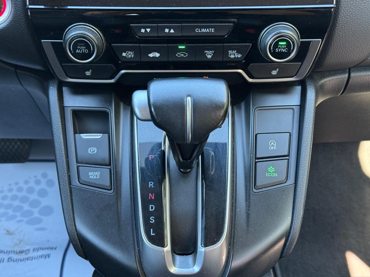 Honda CR-V Vehicle Full-screen Gallery Image 14