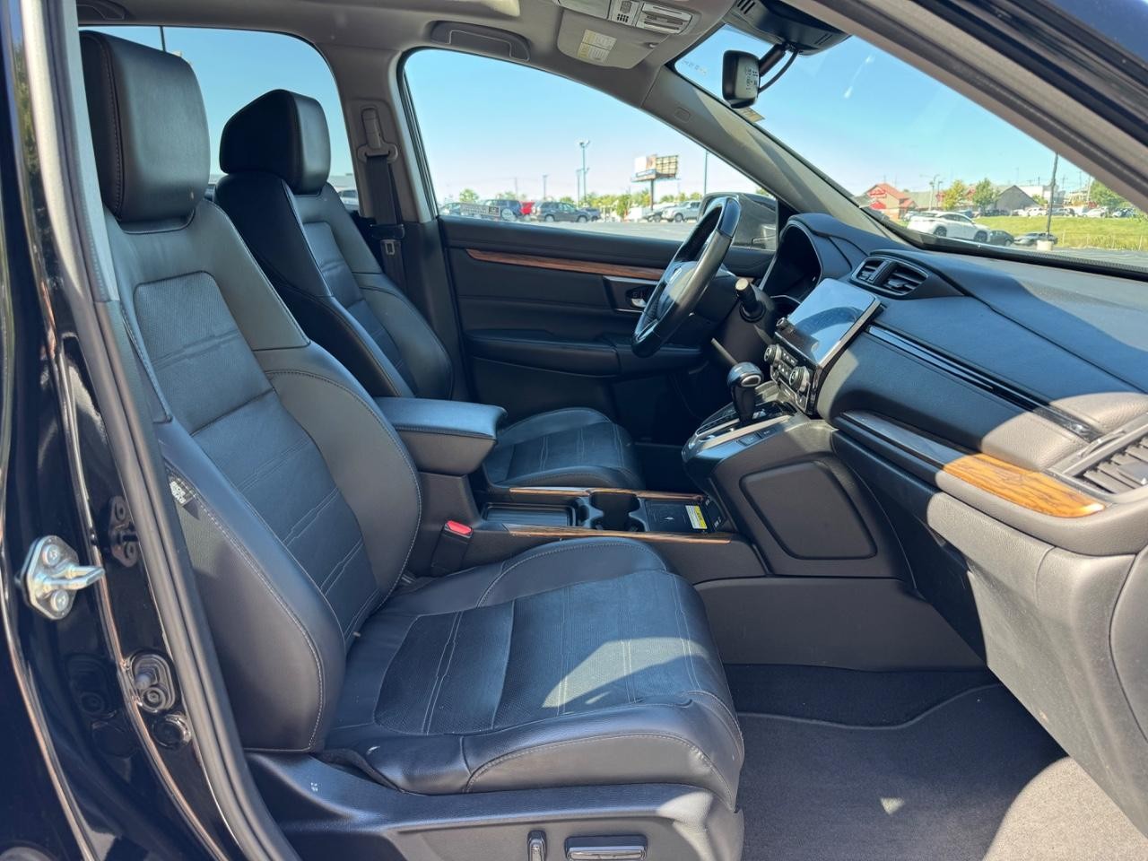 Honda CR-V Vehicle Full-screen Gallery Image 16